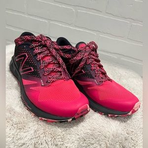 NEW BALANCE 690 Speed-Ride All Terrain Running Sneakers